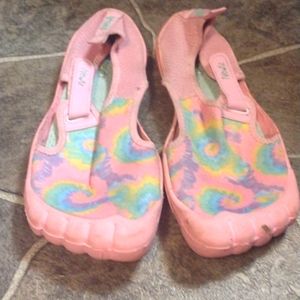 Swim shoes